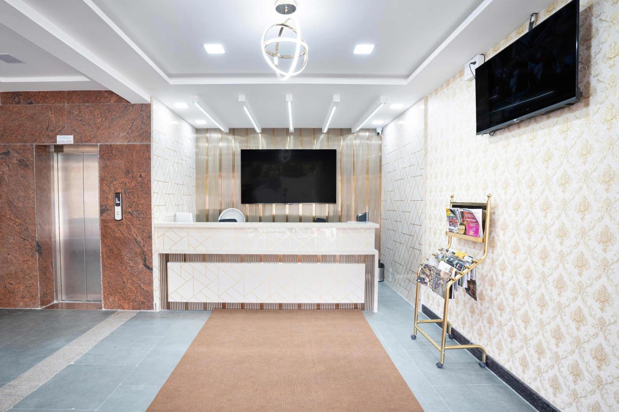 Treebo Galaxy Kings Suites, Hebbal Bangalore Eksteriør billede